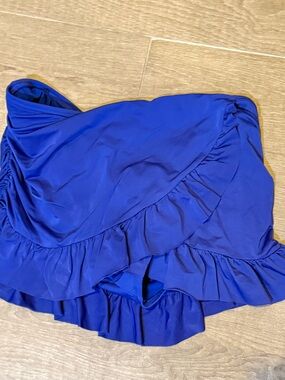 Kenneth Cole Reaction Dark Purple Ruffled  Swim Skirt S